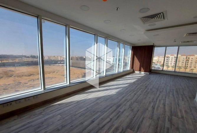 92141085 - Property Main Image