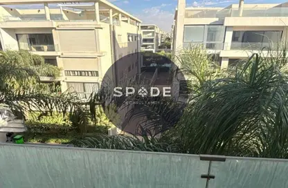 Apartment - 2 Bedrooms - 3 Bathrooms for sale in Lake View Residence - 5th Settlement Compounds - The 5th Settlement - New Cairo City - Cairo