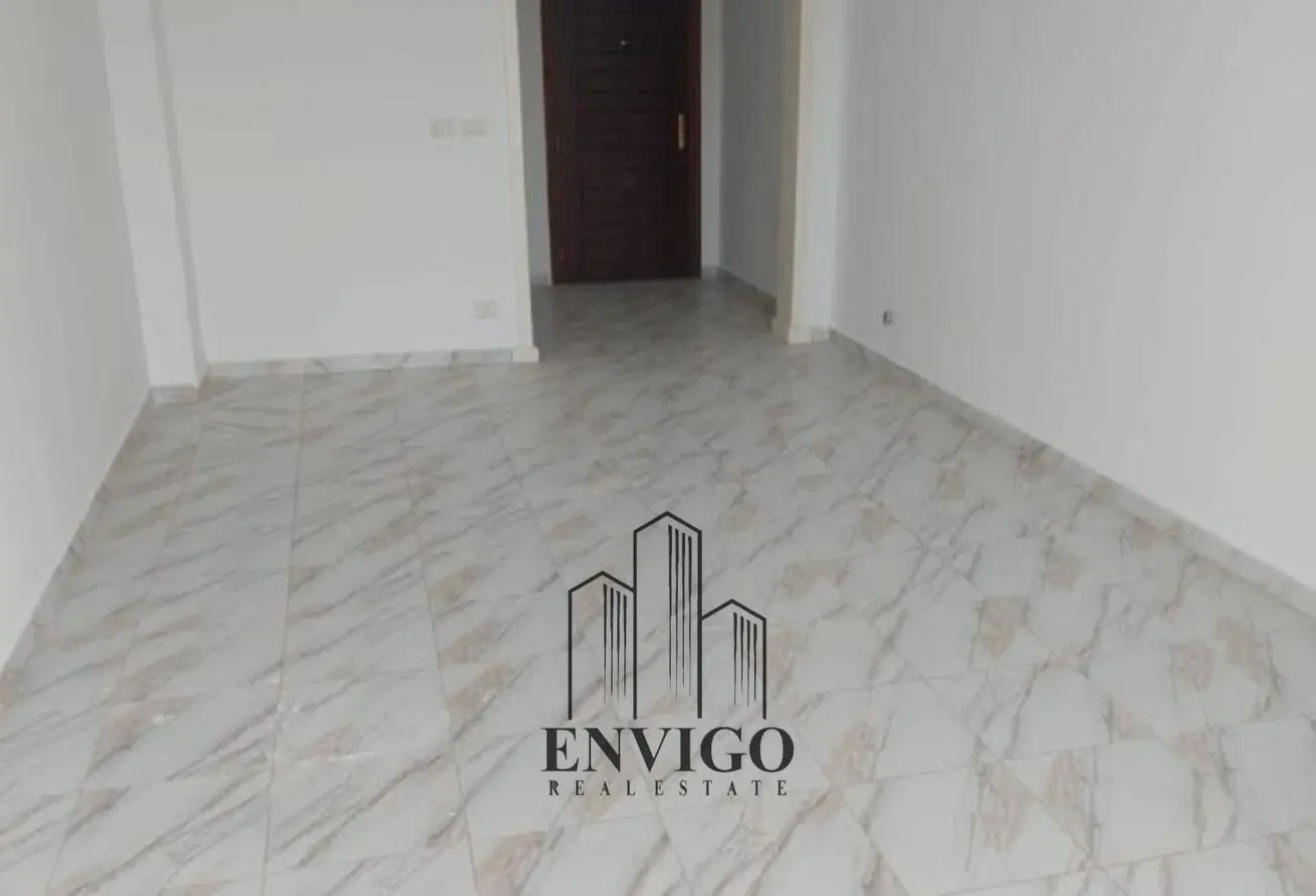 104889342 - Property Main Image