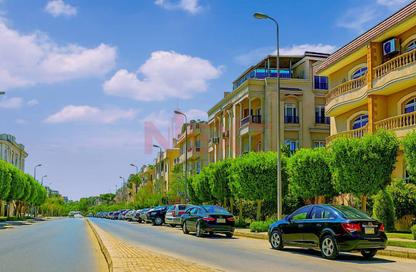 Apartment - 5 Bedrooms - 3 Bathrooms for sale in Sheikh Zayed City - Giza