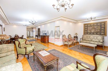 Apartment - 5 Bedrooms - 3 Bathrooms for sale in Abdel Salam Aref St. - Glim - Hay Sharq - Alexandria Apartment - 5 Bedrooms - 3 Bathrooms for sale in Abdel Salam Aref St. - Glim - Hay Sharq - Alexandria