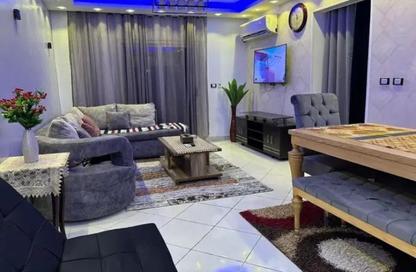 Apartment - 3 Bedrooms - 1 Bathroom for rent in Gardenia City Compound Nasr City - Zahraa Madinat Nasr - Nasr City - Cairo Apartment - 3 Bedrooms - 1 Bathroom for rent in Gardenia City Compound Nasr City - Zahraa Madinat Nasr - Nasr City - Cairo