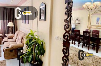 Apartment - 2 Bedrooms - 1 Bathroom for rent in Ahmed Bin Hanbal St. - Rehab City First Phase - Al Rehab - New Cairo City - Cairo
