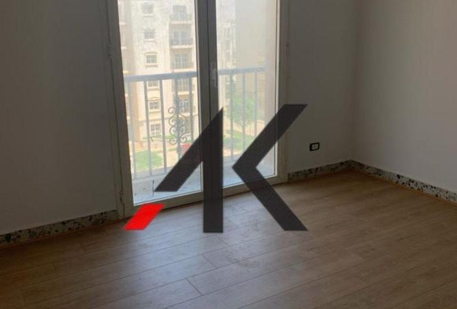 8710027 - Property Image 2