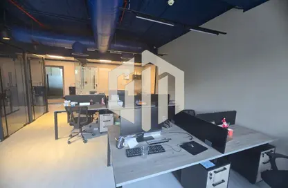 مساحات مكتبية - غرفة نوم - 1 حمام للايجار في 5 اي لواترواي - الطريق الدائري - التجمع الخامس - مدينة القاهرة الجديدة - القاهرة