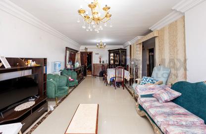 Apartment - 3 Bedrooms - 2 Bathrooms for sale in Abou Quer Road - Zezenia - Hay Sharq - Alexandria
