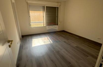 Apartment - 2 Bedrooms - 3 Bathrooms for sale in New Giza - Cairo Alexandria Desert Road - 6 October City - Giza