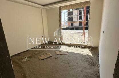 Office Space - 2 Bedrooms - 1 Bathroom for sale in Zayed Regency - Sheikh Zayed Compounds - Sheikh Zayed City - Giza