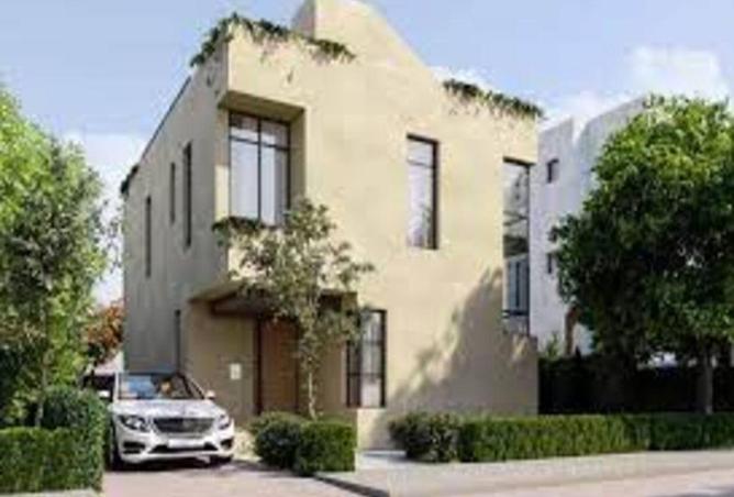 8602060 - Property Image 2