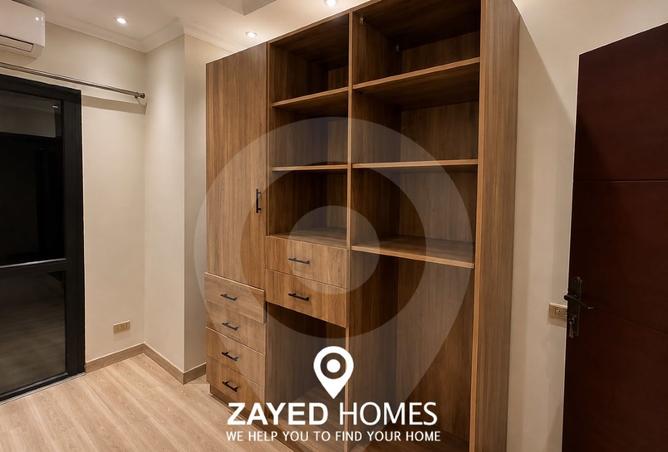 98011068 - Property Image 3