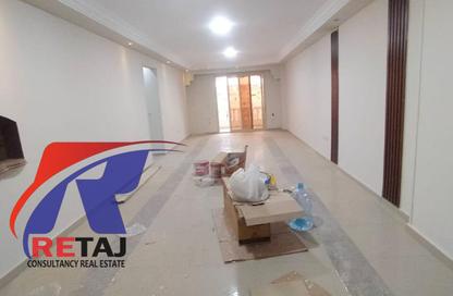 Office Space - Studio - 2 Bathrooms for rent in Zaker Hussein St. - Al Hadiqah Al Dawliyah - 7th District - Nasr City - Cairo