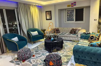 Apartment - 3 Bedrooms - 2 Bathrooms for sale in Al Hussein St. - Dokki - Giza Apartment - 3 Bedrooms - 2 Bathrooms for sale in Al Hussein St. - Dokki - Giza