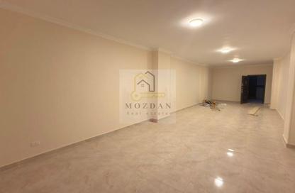 Apartment - 3 Bedrooms - 2 Bathrooms for rent in 7th Sector - Zahraa El Maadi - Hay El Maadi - Cairo