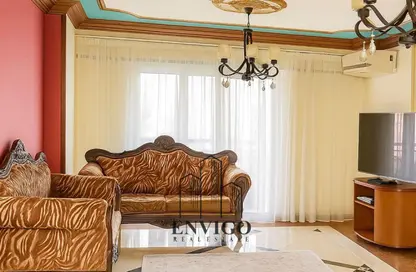 Apartment - 3 Bedrooms - 1 Bathroom for sale in Abdelrahman Roshdy St. - Saint Fatima Square - El Nozha - Cairo