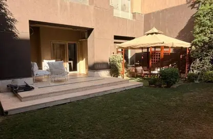 شقة - 2 غرف نوم - 2 حمامات للبيع في ذا فيلدج - المستثمرين الجنوبية - مدينة القاهرة الجديدة - القاهرة