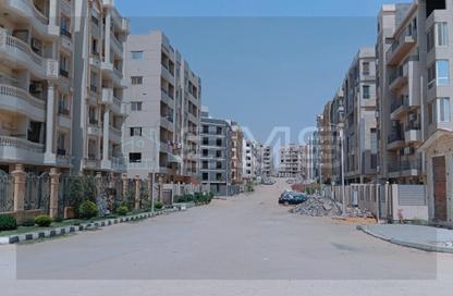 Apartment - 3 Bedrooms - 2 Bathrooms for sale in Al Andalus District - New Cairo City - Cairo