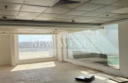 مساحات مكتبية - 3 غرف نوم - 2 حمامات للايجار في جولدن جيت - شارع التسعين الجنوبي - التجمع الخامس - مدينة القاهرة الجديدة - القاهرة