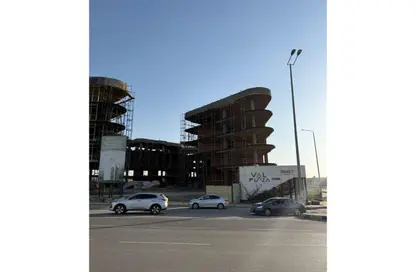 مطعم - استوديو - 1 حمام للبيع في فال بلازا مول - محور 26 يوليو - مدينة 6 أكتوبر - الجيزة