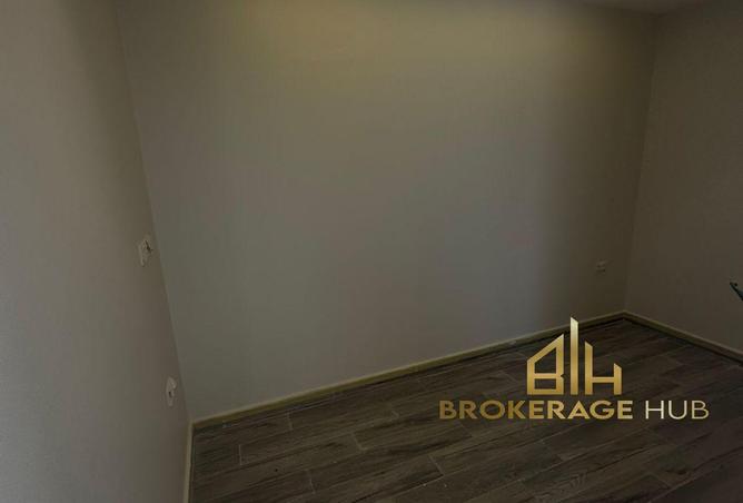 8665245 - Property Image 3