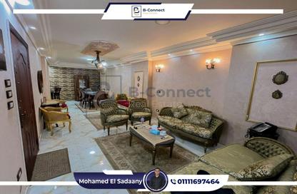 Apartment - 2 Bedrooms - 1 Bathroom for rent in Stanley - Hay Sharq - Alexandria