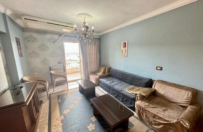 Apartment - 2 Bedrooms - 1 Bathroom for rent in Al Mosheer Ahmed Ismail St. - Sidi Gaber - Hay Sharq - Alexandria
