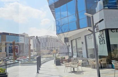 محل تجاري - استوديو للبيع في مركز أعمال كيرنيل - شارع التسعين الشمالي - التجمع الخامس - مدينة القاهرة الجديدة - القاهرة
