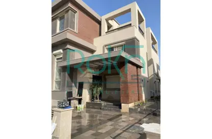 Villa - 4 Bedrooms - 4 Bathrooms for sale in New Giza - Cairo Alexandria Desert Road - 6 October City - Giza