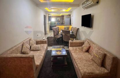 Apartment - 3 Bedrooms - 1 Bathroom for rent in Miami - Hay Awal El Montazah - Alexandria