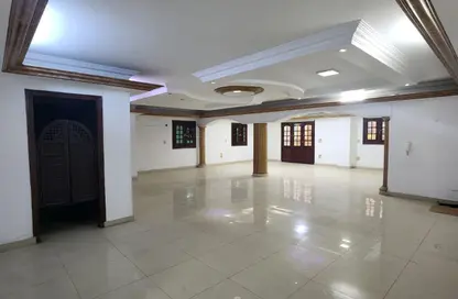 Co-Working Space - 4 Bedrooms - 3 Bathrooms for rent in Street 70 - District 1 - The 5th Settlement - New Cairo City - Cairo