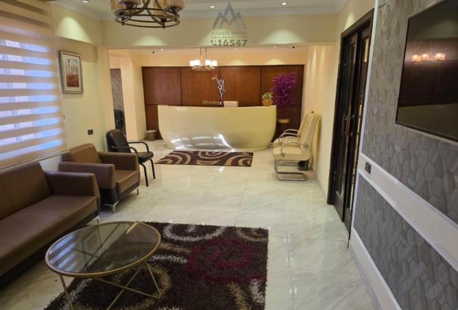 98012921 - Property Main Image