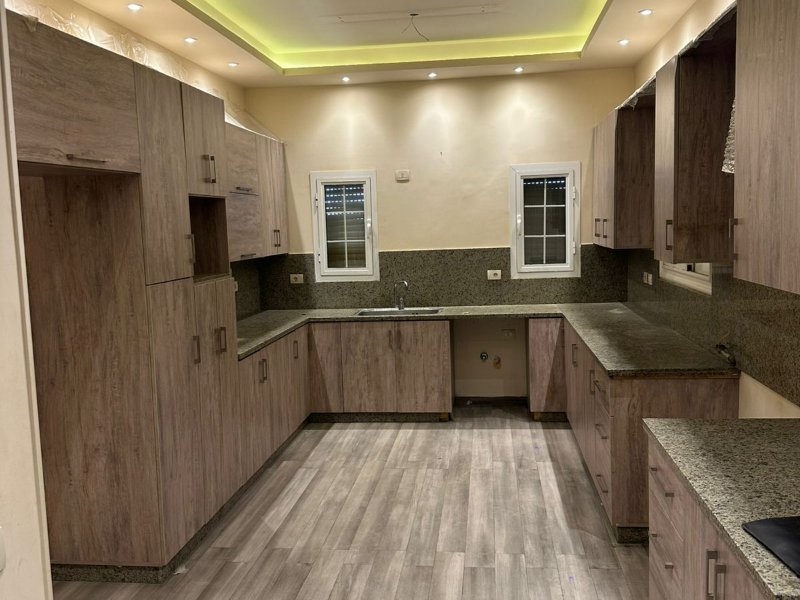 4BR Twin House | Hyde Park | Unfurnished thumbnail