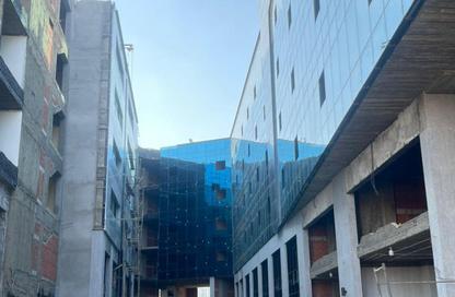 Office Space - 1 Bedroom for sale in 1O1 Mall - Sheikh Zayed City - Giza