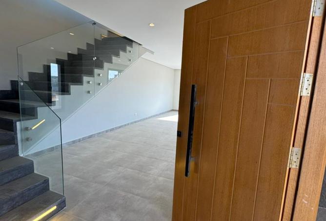 102913518 - Property Image 2