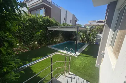 فيلا - 4 غرف نوم - 4 حمامات للبيع في الحي الخامس - مدينة العبور - القليوبية