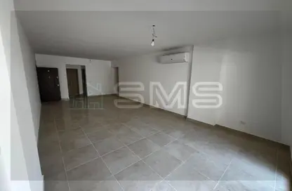 Apartment - 3 Bedrooms - 3 Bathrooms for rent in Villa Square - Fifth Square - The 5th Settlement - New Cairo City - Cairo