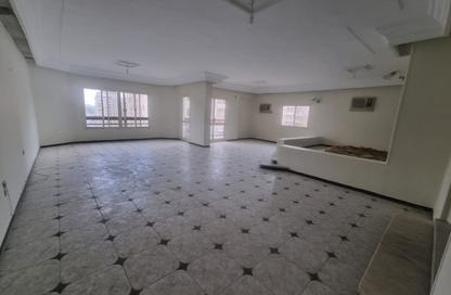 Apartment - 2 Bedrooms - 2 Bathrooms for rent in Hesham Labib St. - 8th Zone - Nasr City - Cairo