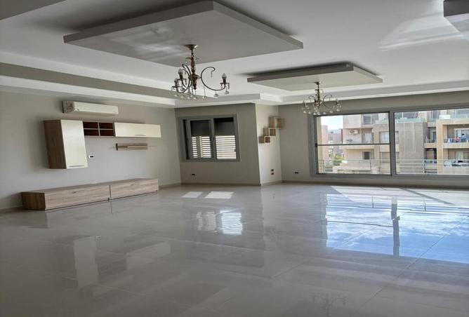 2OgkaA4u7NI - Property Main Image