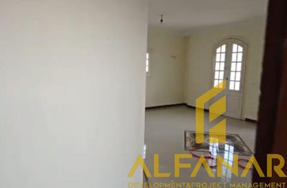 شقة - 3 غرف نوم - 1 حمام للايجار في شارع الجزيرة - المستثمرين الجنوبية - مدينة القاهرة الجديدة - القاهرة