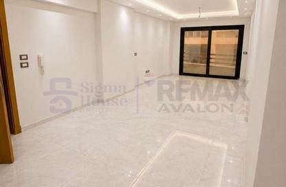 Apartment - 3 Bedrooms - 2 Bathrooms for sale in Smouha - Hay Sharq - Alexandria Apartment - 3 Bedrooms - 2 Bathrooms for sale in Smouha - Hay Sharq - Alexandria