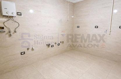 Apartment - 3 Bedrooms - 2 Bathrooms for sale in Smouha - Hay Sharq - Alexandria