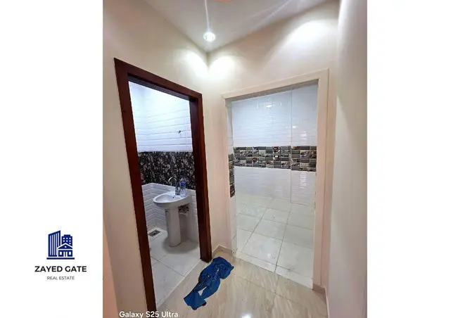 72706010 - Property Image 3