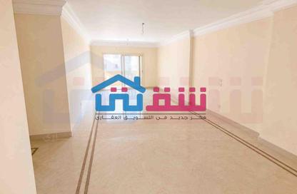 شقة - 3 - 3 للبيع في شارع البرت الاول - سموحة - حي شرق - الاسكندرية