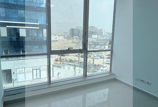 102631607 - Property Image 3