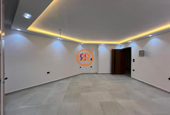 8563687 - Property Image 2