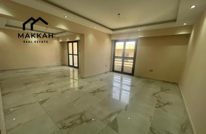 Office Space - Studio - 2 Bathrooms for rent in Salah Salem St. - Roxy - Heliopolis - Masr El Gedida - Cairo
