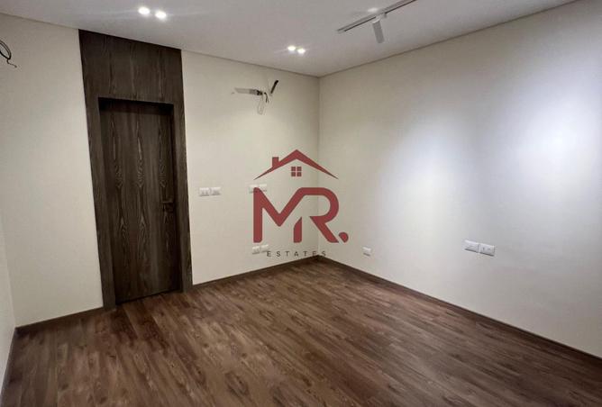 53226822 - Property Image 3