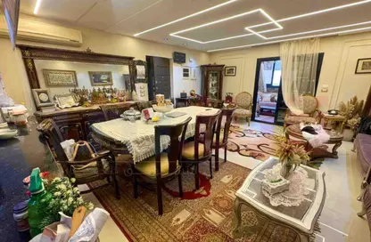 Apartment - 3 Bedrooms - 1 Bathroom for sale in Shaarawy St. - Laurent - Hay Sharq - Alexandria