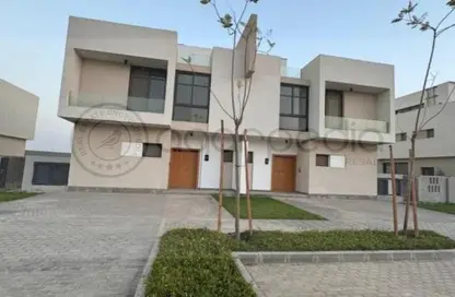 منزل مزدوج - 3 غرف نوم - 4 حمامات للبيع في كمبوند البروج - كمبوندات الشروق - مدينة الشروق - القاهرة