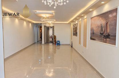 Apartment - 3 - 1 for sale in Al Hilton St. - Smouha - Hay Sharq - Alexandria