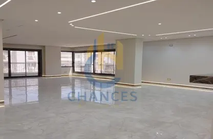 Apartment - 3 Bedrooms - 2 Bathrooms for sale in 10th Sector - Zahraa El Maadi - Hay El Maadi - Cairo